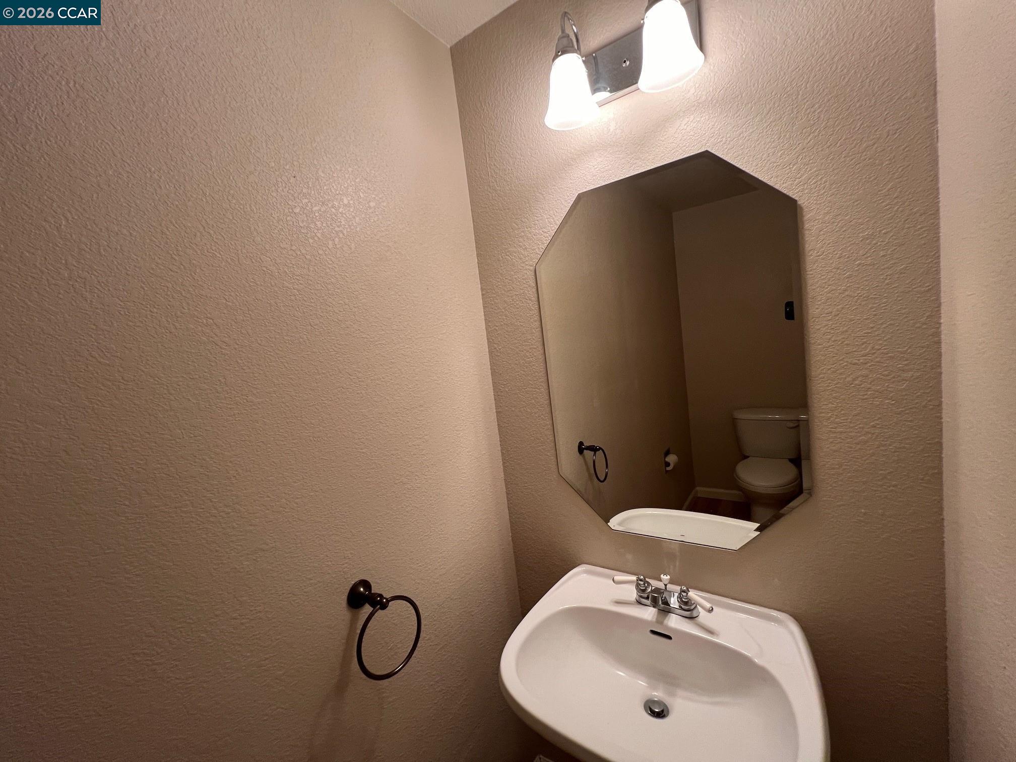 1115 Crest Ridge Lane Concord, CA 94521 - Photo 7 of 17
