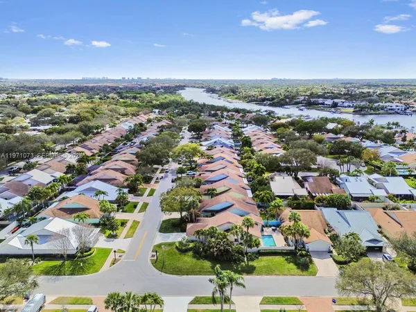 $1,035,000 | 334 Leeward Drive, Jupiter, FL 33477