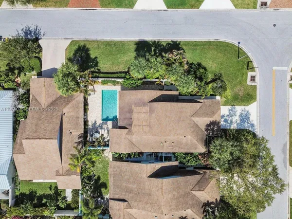 $1,035,000 | 334 Leeward Drive, Jupiter, FL 33477
