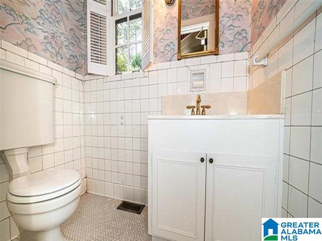 2950 Canterbury Road Birmingham, AL 35223 - Photo 4 of 43 Gallery Image 4
