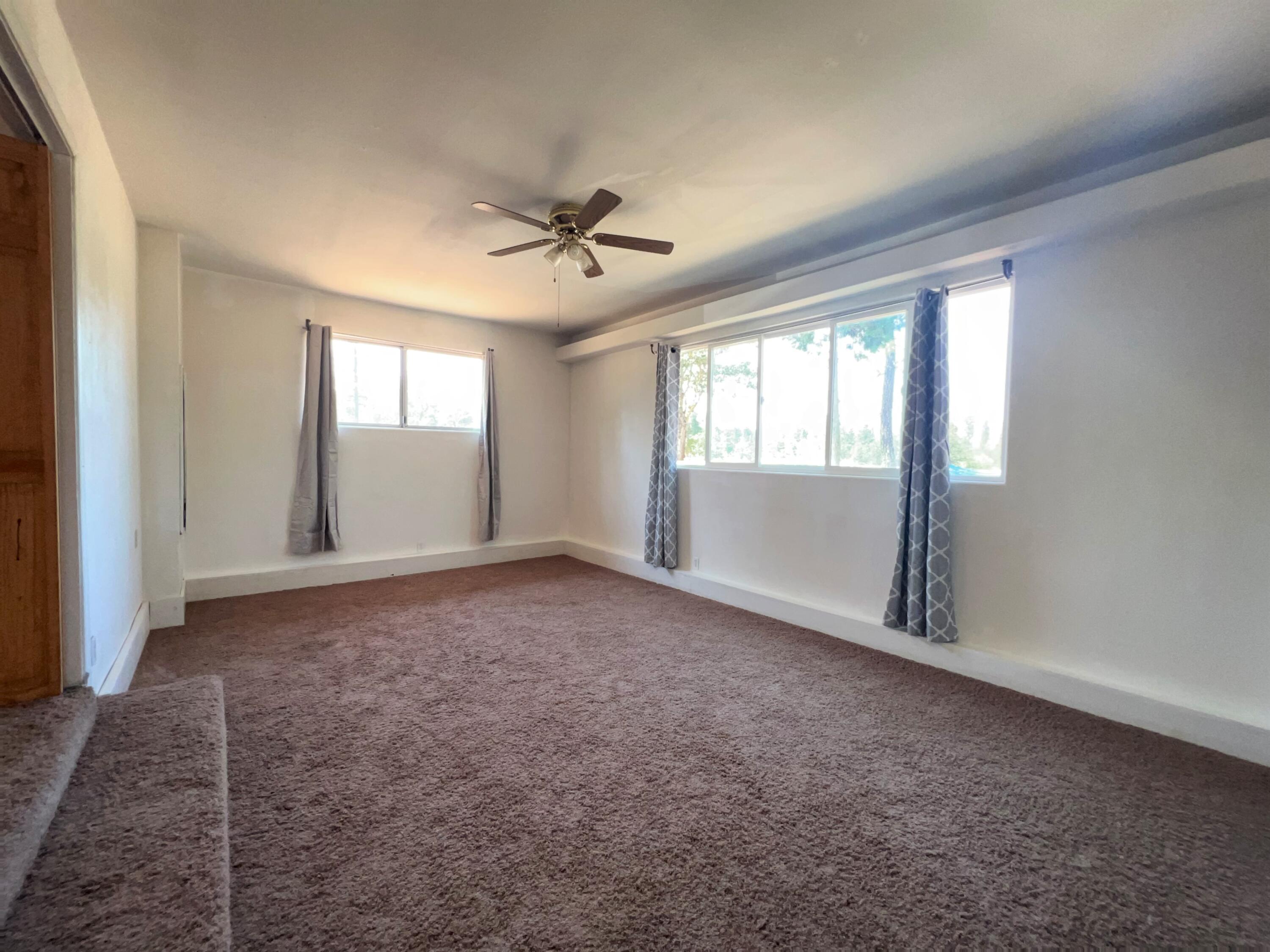 6629 Rockydale Road Cave Junction, OR 97523 - Photo 25 of 38 13-bedroom