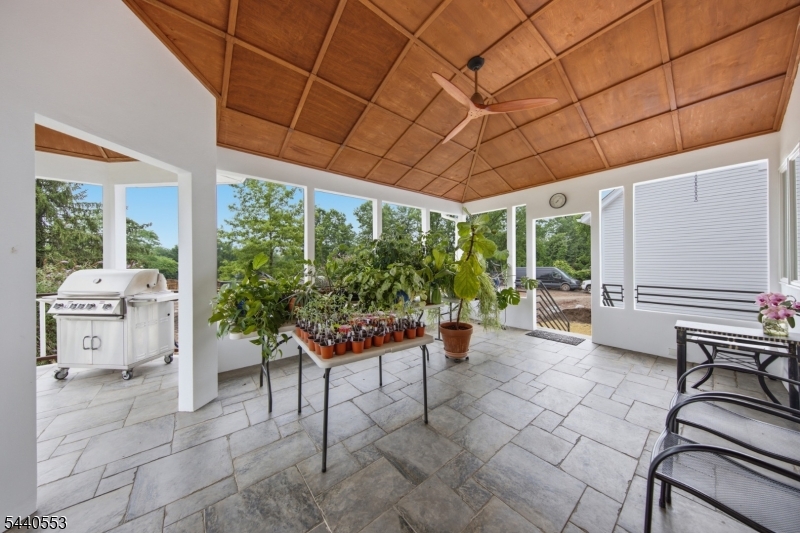 539 South Beverwyck Road Parsippany, NJ 07054 - Photo 42 of 48