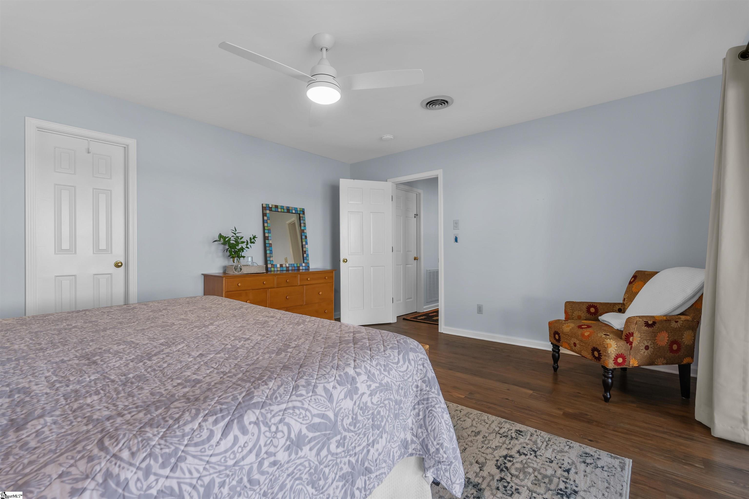 18184 Eagle Point Seneca, SC 29672 - Photo 48 of 50 Gallery Image 48