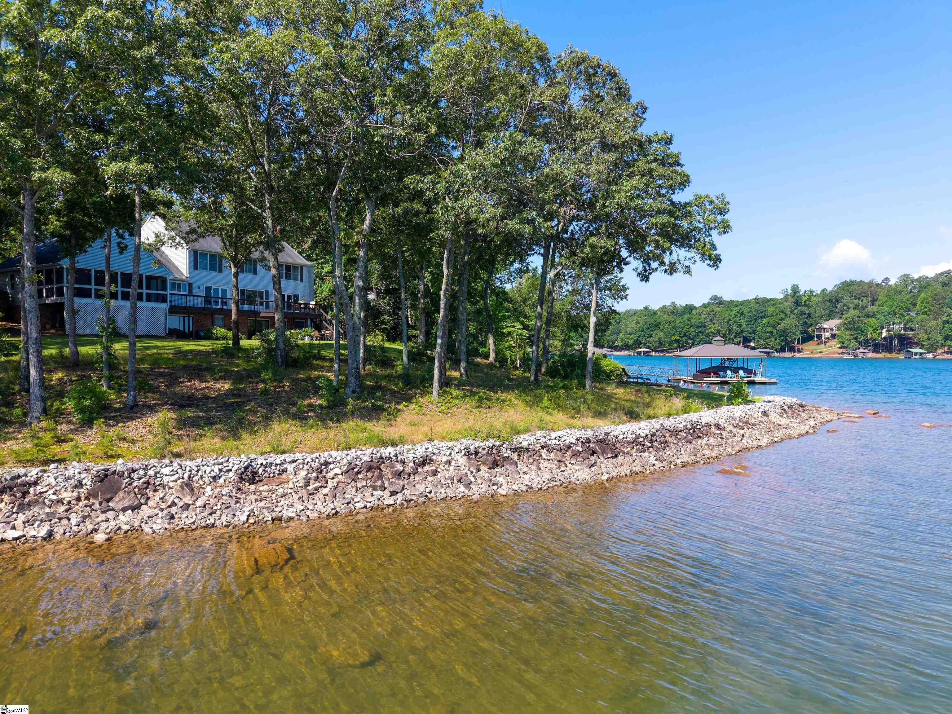 18184 Eagle Point Seneca, SC 29672 - Photo 5 of 50 Gallery Image 5