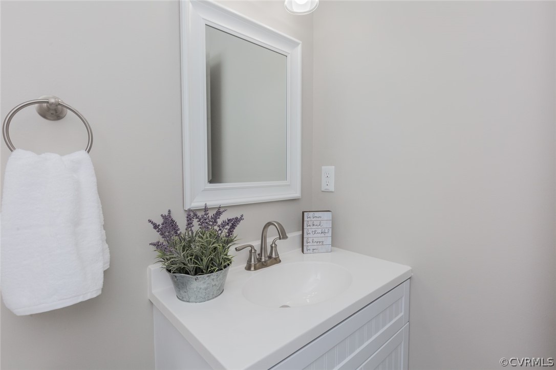 13901 Sunrise Bluff Road Midlothian, VA 23112 - Photo 36 of 43 Gallery Image 36