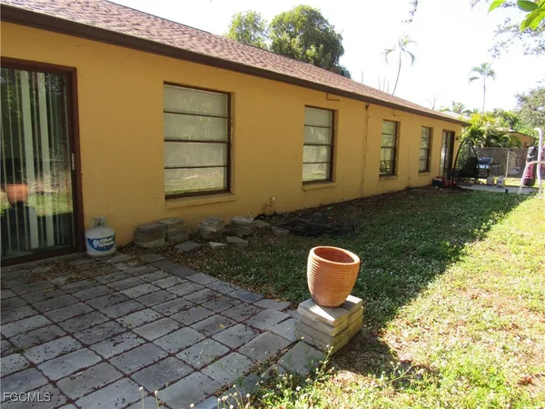 $440,000 | 17226-17228 Whitewater Court, Fort Myers Beach, FL 33931