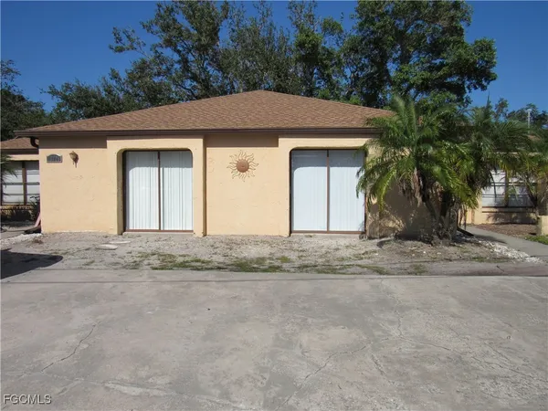 $440,000 | 17226-17228 Whitewater Court, Fort Myers Beach, FL 33931