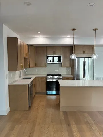 $3,000 | 95-97 Addison Street, Unit 204, Boston, MA 02128