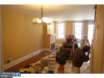 414 Tree Street Philadelphia, PA 19148 - Photo 4 of 9 Living Room