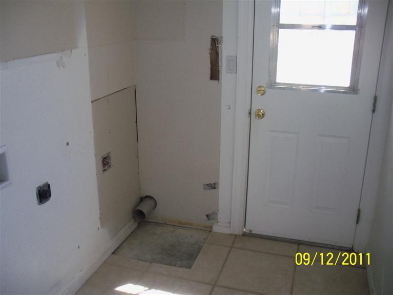 17233 Daley Road Madera, CA 93638 - Photo 8 of 24 Gallery Image 8