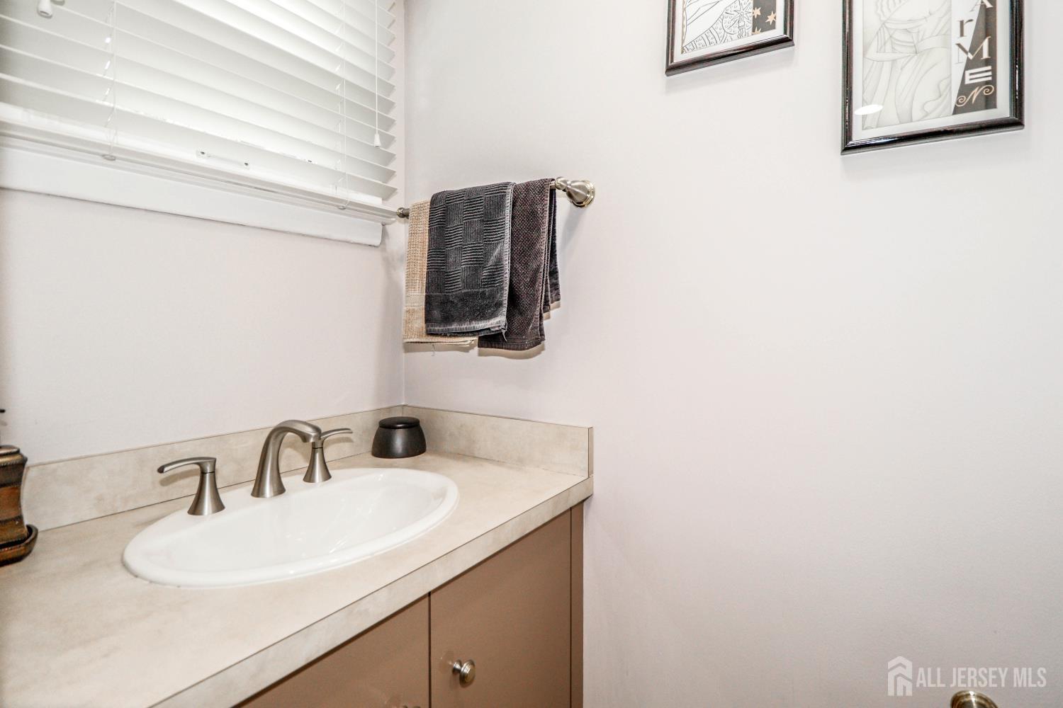 5 Overhill Road East Brunswick, NJ 08816 - Photo 29 of 38