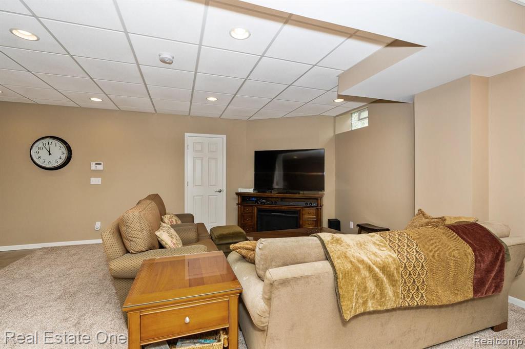 1177 Chesapeake Rochester Hills, MI 48307 - Photo 42 of 63
