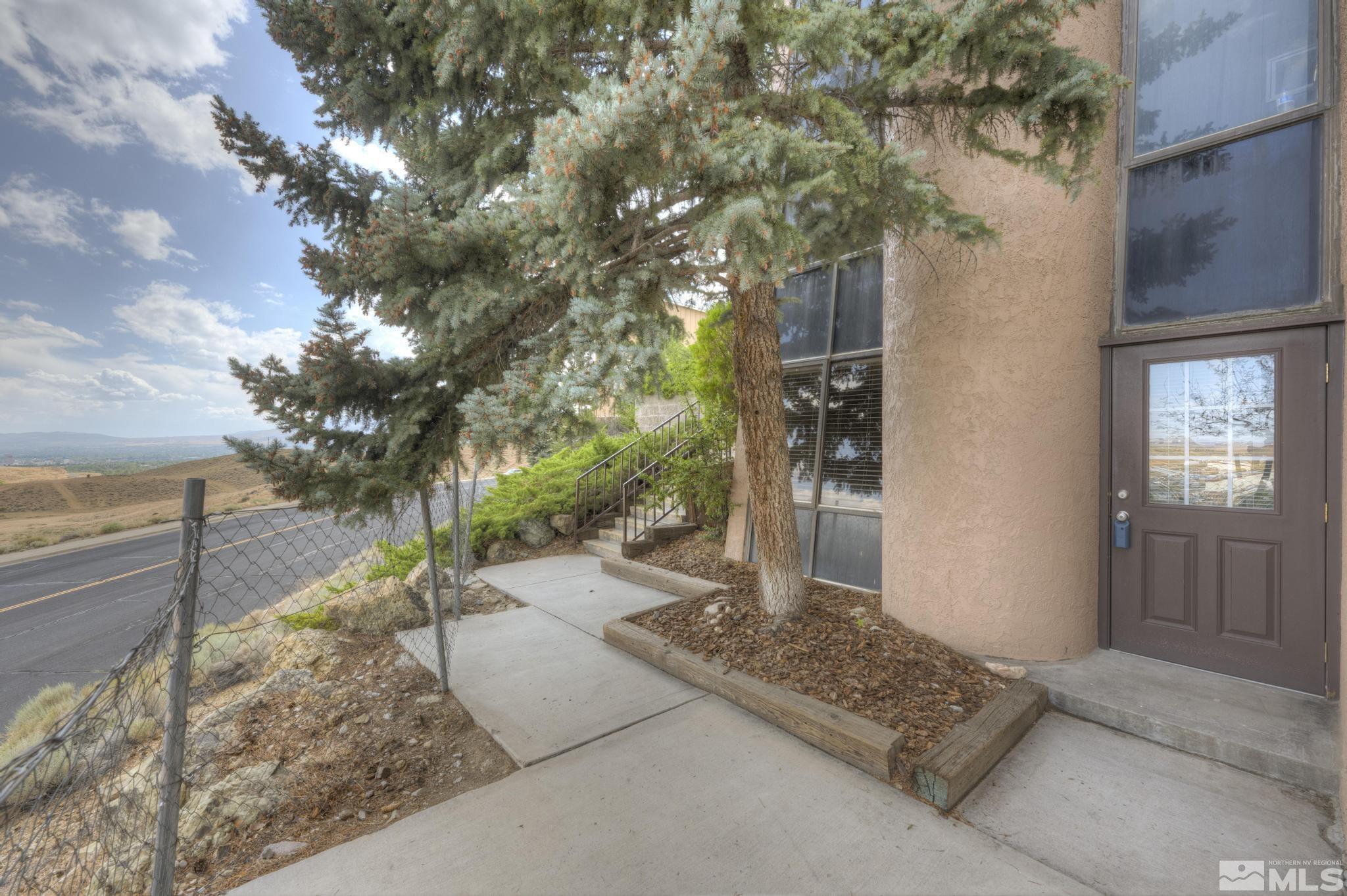 141 Vista Rafael Parkway Reno, NV 89503 - Photo 2 of 30 Photo 2