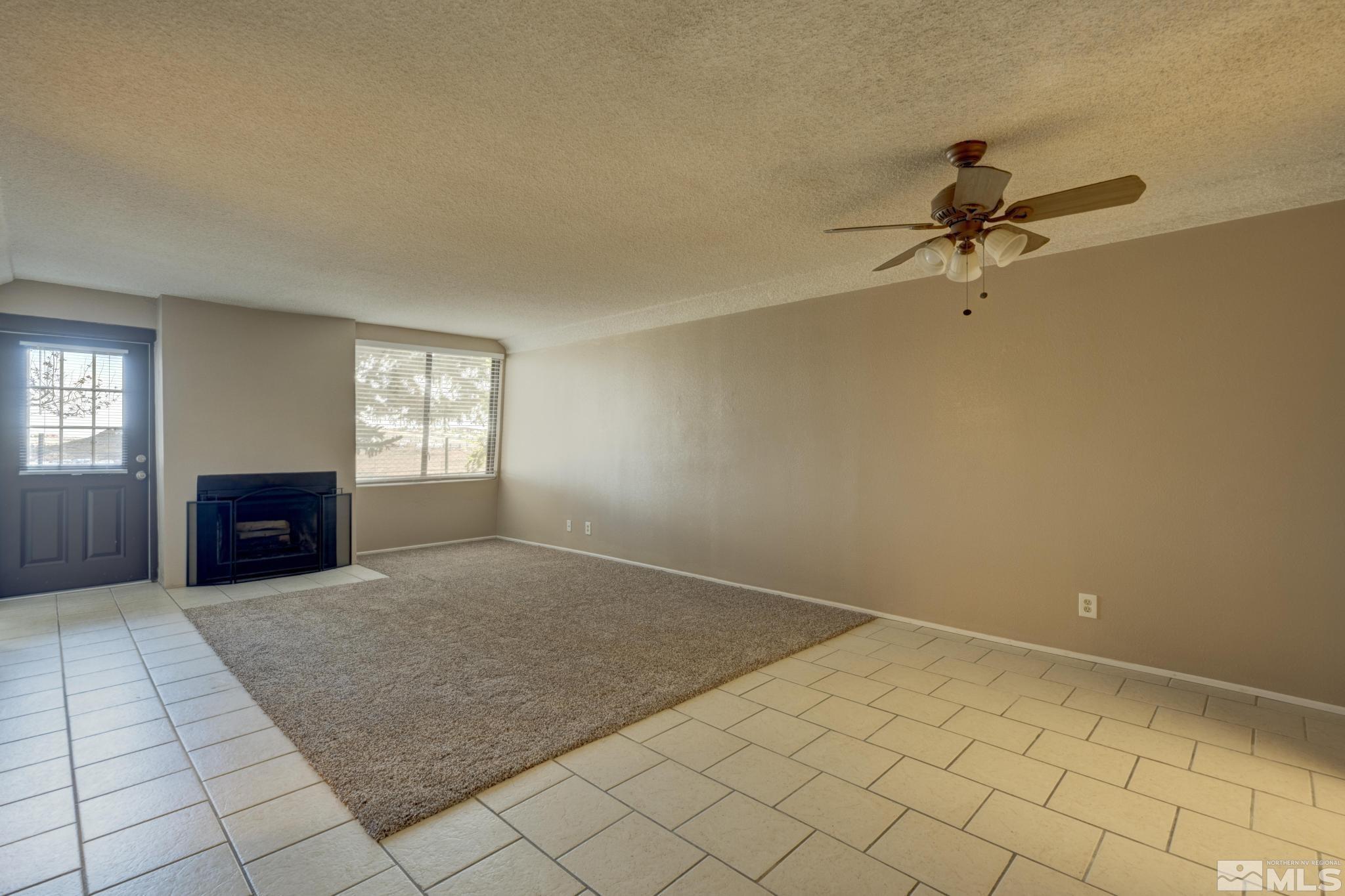 141 Vista Rafael Parkway Reno, NV 89503 - Photo 5 of 30 Photo 5