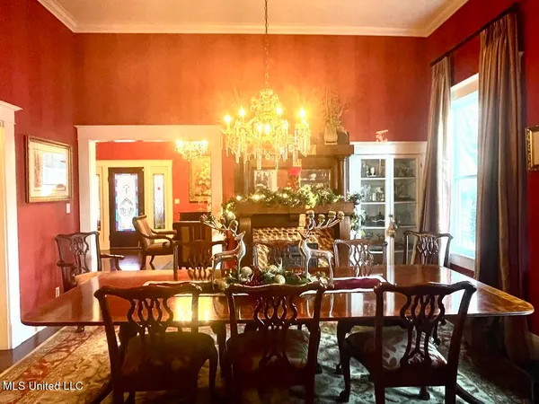 $649,900 | 521 Holland Avenue, Philadelphia, MS 39350