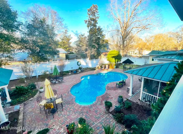 $649,900 | 521 Holland Avenue, Philadelphia, MS 39350