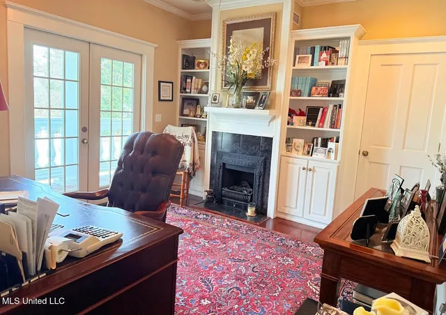 $649,900 | 521 Holland Avenue, Philadelphia, MS 39350