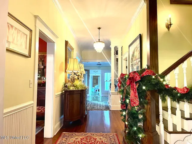 $649,900 | 521 Holland Avenue, Philadelphia, MS 39350