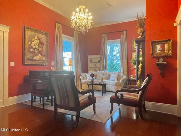 $649,900 | 521 Holland Avenue, Philadelphia, MS 39350