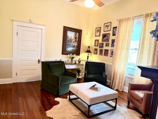 $649,900 | 521 Holland Avenue, Philadelphia, MS 39350