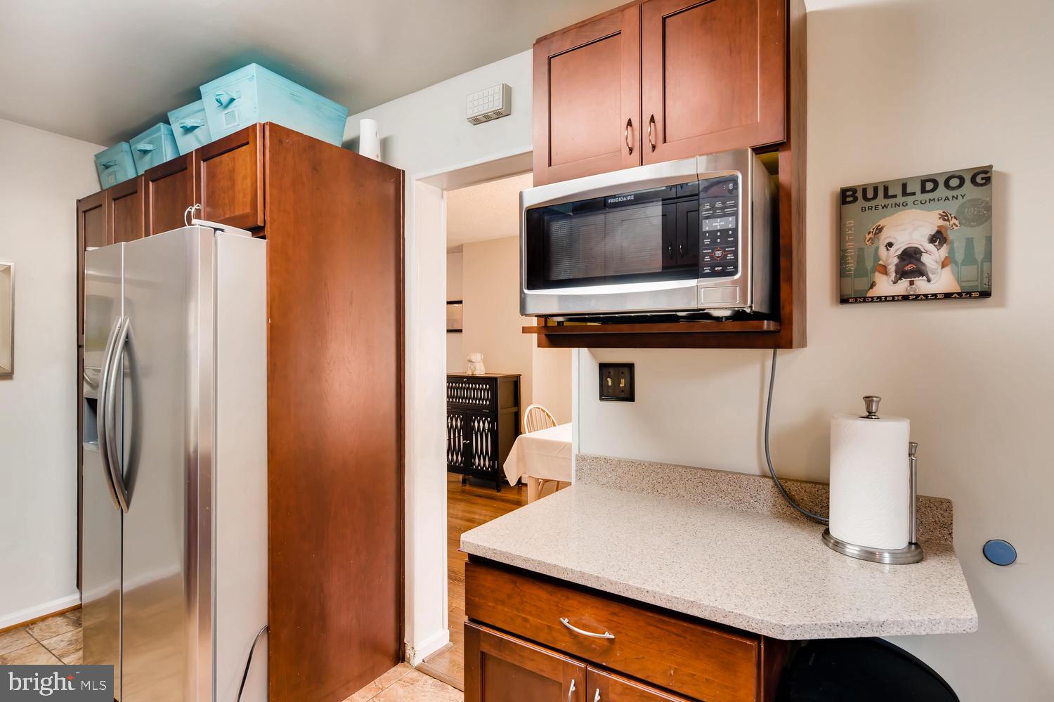 6803 Barnett Road Baltimore, MD 21239 - Photo 11 of 28 PLENTY OF COUNTER SPACE