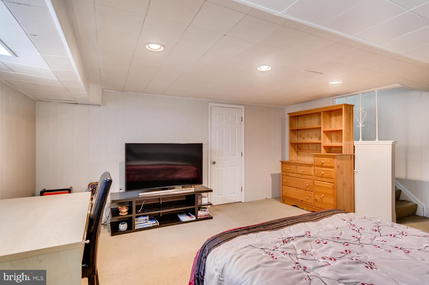 6803 Barnett Road Baltimore, MD 21239 - Photo 23 of 28 FINISHED LOWER LVL SPACE - FAMILY ROOM OR BEDROOM