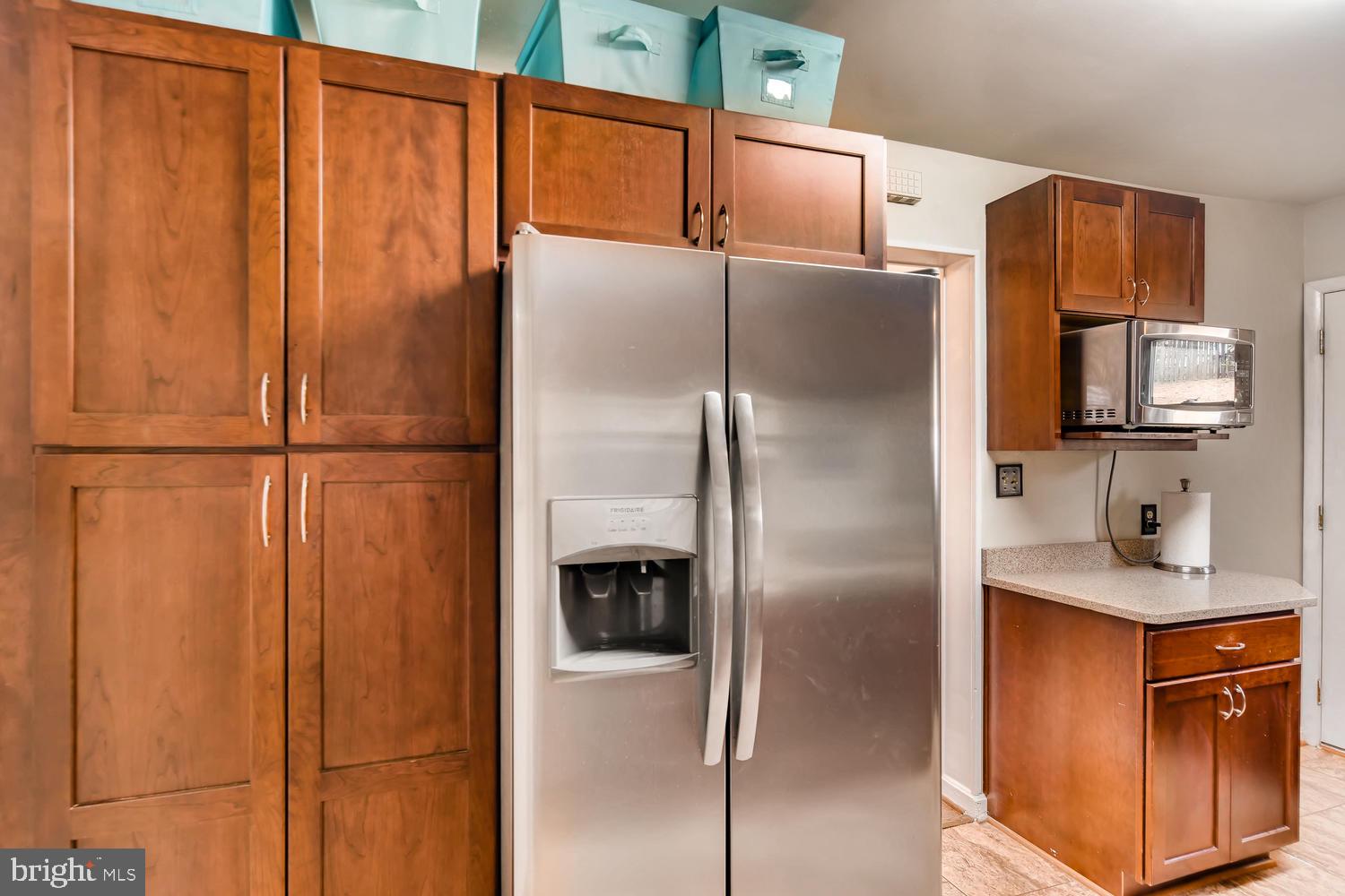 6803 Barnett Road Baltimore, MD 21239 - Photo 8 of 28 NEW SAMSUNG REFRIGERATOR (not pictured)