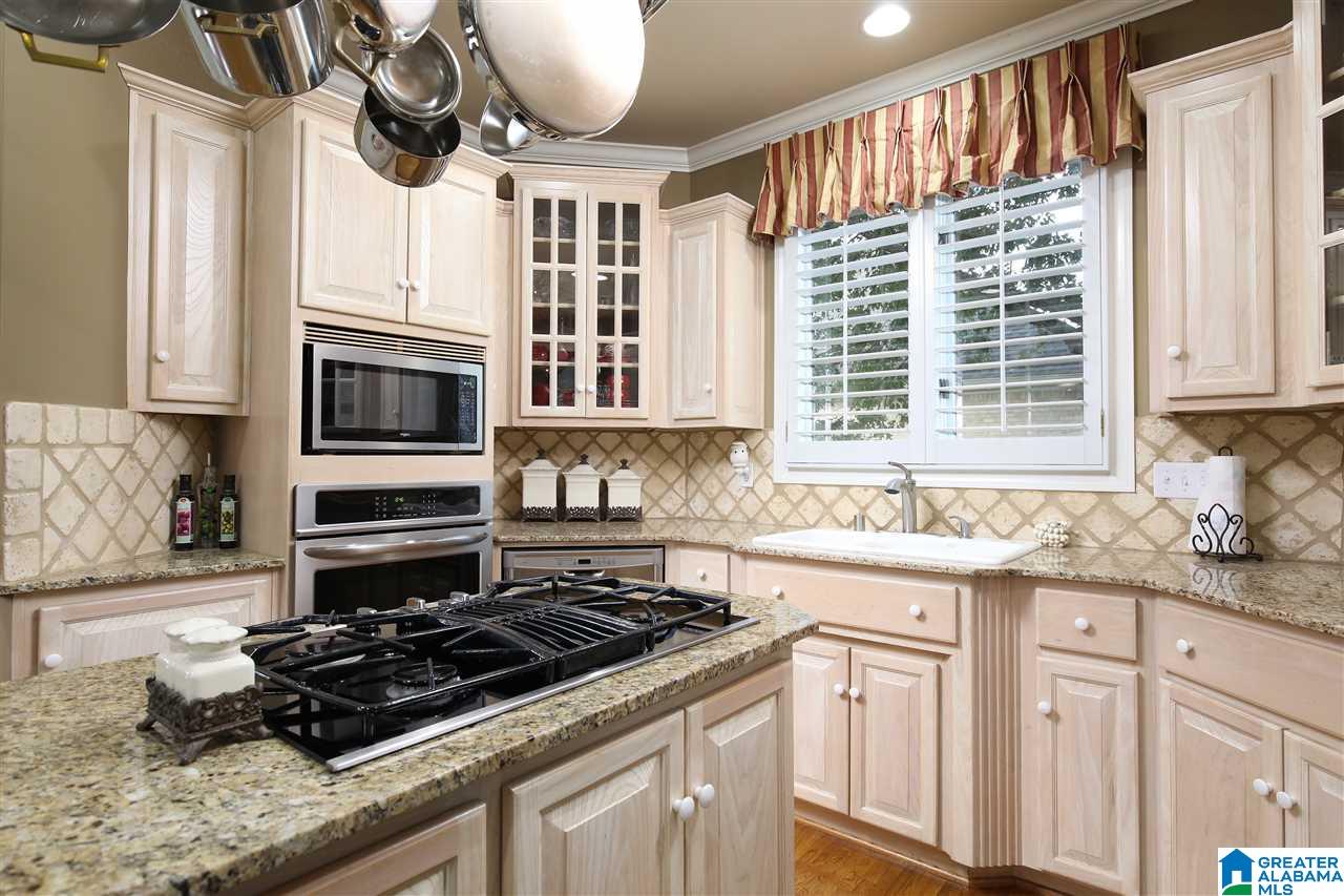 1700 Quail Ridge Drive Gardendale, AL 35071 - Photo 15 of 41
