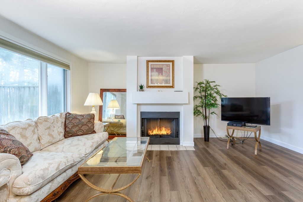 94 Stone Ridge Road, Unit 94 Franklin, MA 02038 - Photo 9 of 40 Gallery Image 9