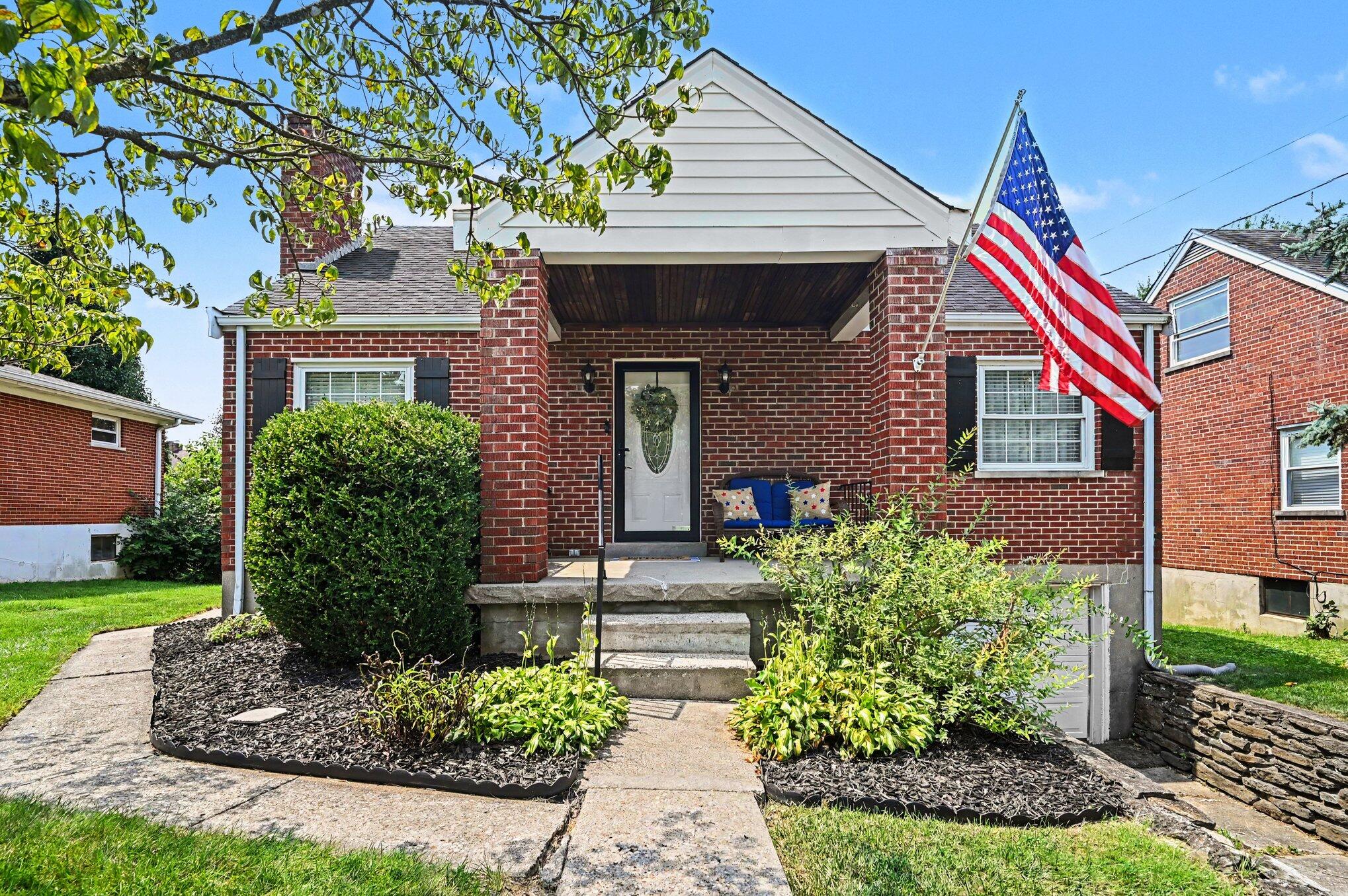 131 Edgewood Road Fort Mitchell, KY 41017 - Photo 1 of 26 003_file_8898