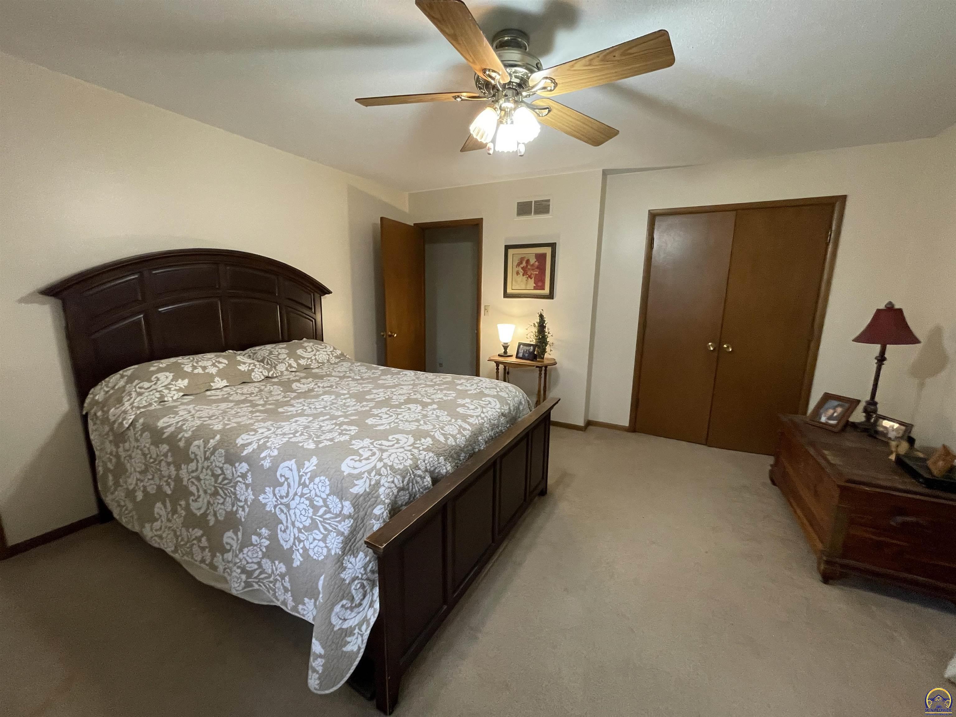 5509 Southwest 24th Street Topeka, KS 66614 - Photo 7 of 23