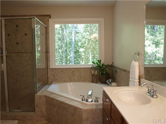 3404 Stallion Court Raleigh, NC 27613 - Photo 9 of 23 Photo 9