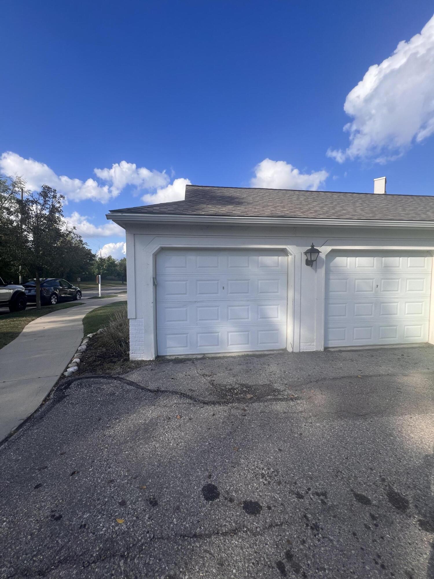 1125 Joyce Lane Ann Arbor, MI 48103 - Photo 4 of 20 IMG_6079