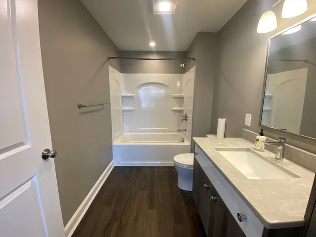 $2,750 | 918 Providence Highway, Unit 204, Dedham, MA 02026