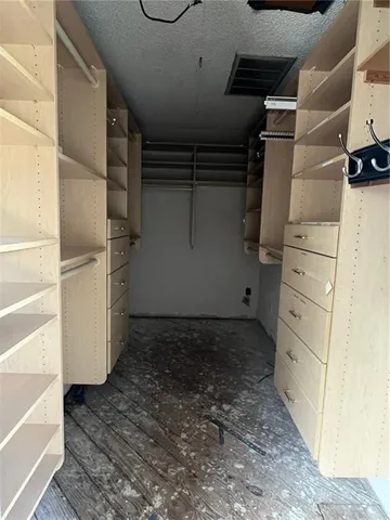 $399,000 | 200 Macque Drive, Harahan, LA 70123