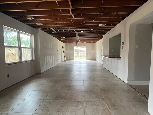 $399,000 | 200 Macque Drive, Harahan, LA 70123