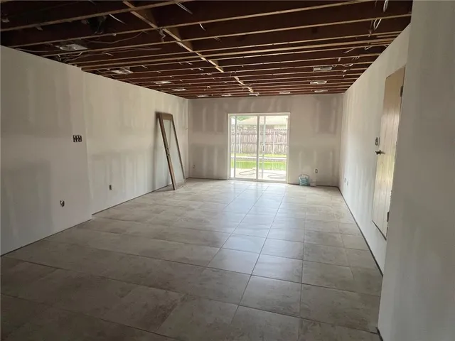 $399,000 | 200 Macque Drive, Harahan, LA 70123