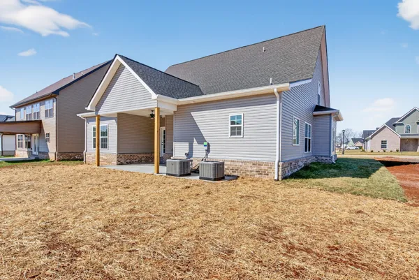 $424,900 | 622 Woodrush Drive, Clarksville, TN 37040