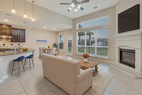 $340,000 | 17602 Stamford Oaks Drive, Tomball, TX 77377