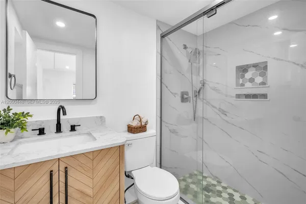 $2,200 | 770 Southeast 2nd Avenue, Unit B216, Deerfield Beach, FL 33441