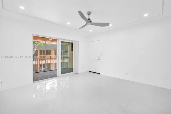 $2,200 | 770 Southeast 2nd Avenue, Unit B216, Deerfield Beach, FL 33441