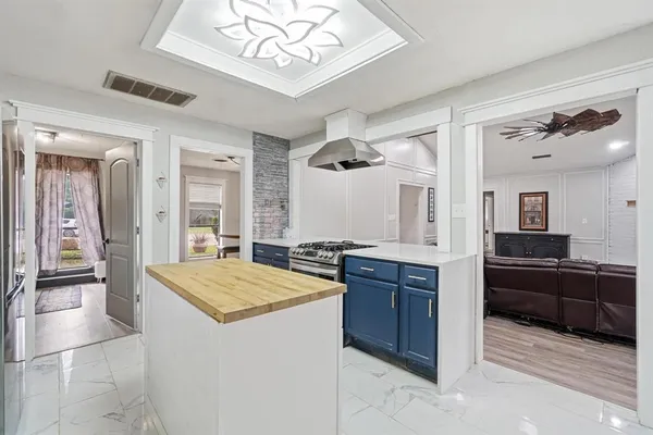 $369,900 | 2618 Woodlake Drive, Abilene, TX 79606