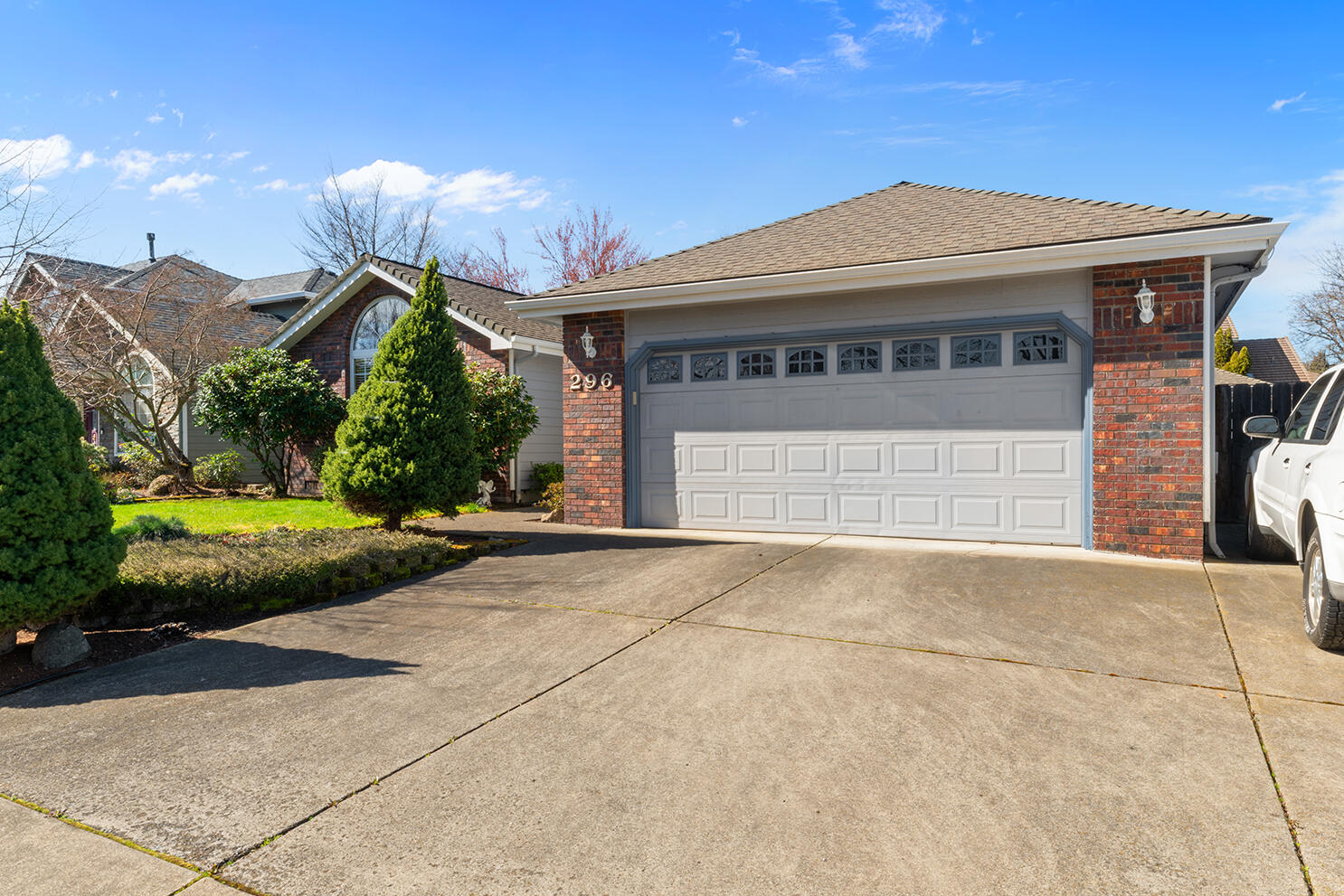 296 Brandon Street Central Point, OR 97502 - Photo 28 of 30 DSC_7665