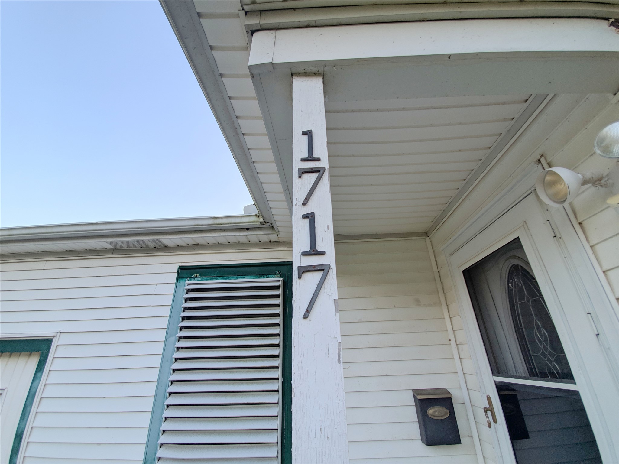 1717 Hawthorne Street La Marque, TX 77568 - Photo 2 of 11 a view of front door
