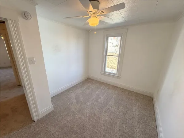 $1,150 | 433 New York Avenue, Unit REAR, Rochester, PA 15074