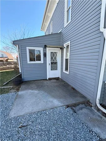 $1,150 | 433 New York Avenue, Unit REAR, Rochester, PA 15074