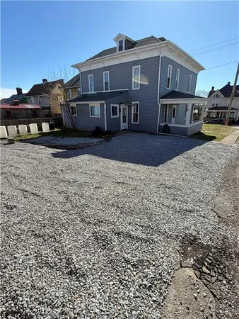 $1,150 | 433 New York Avenue, Unit REAR, Rochester, PA 15074