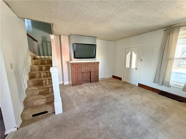 $1,150 | 433 New York Avenue, Unit REAR, Rochester, PA 15074