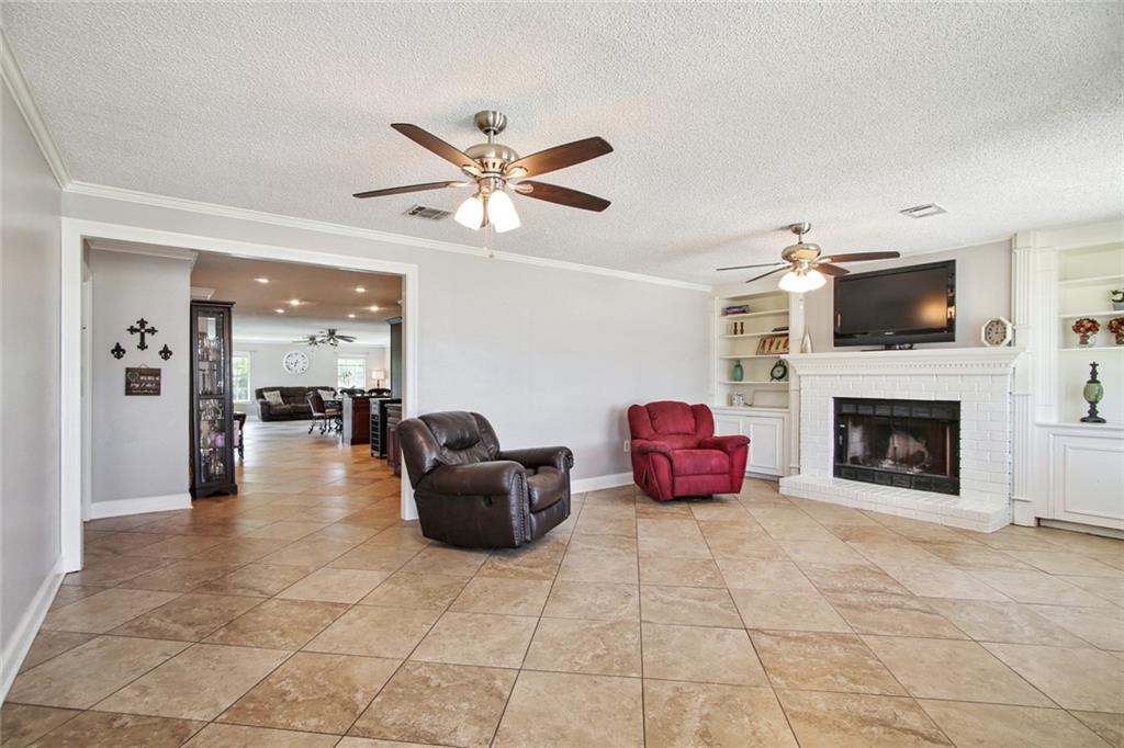 781 Deerfield Road Gretna, LA 70056 - Photo 3 of 15 Gallery Image 3