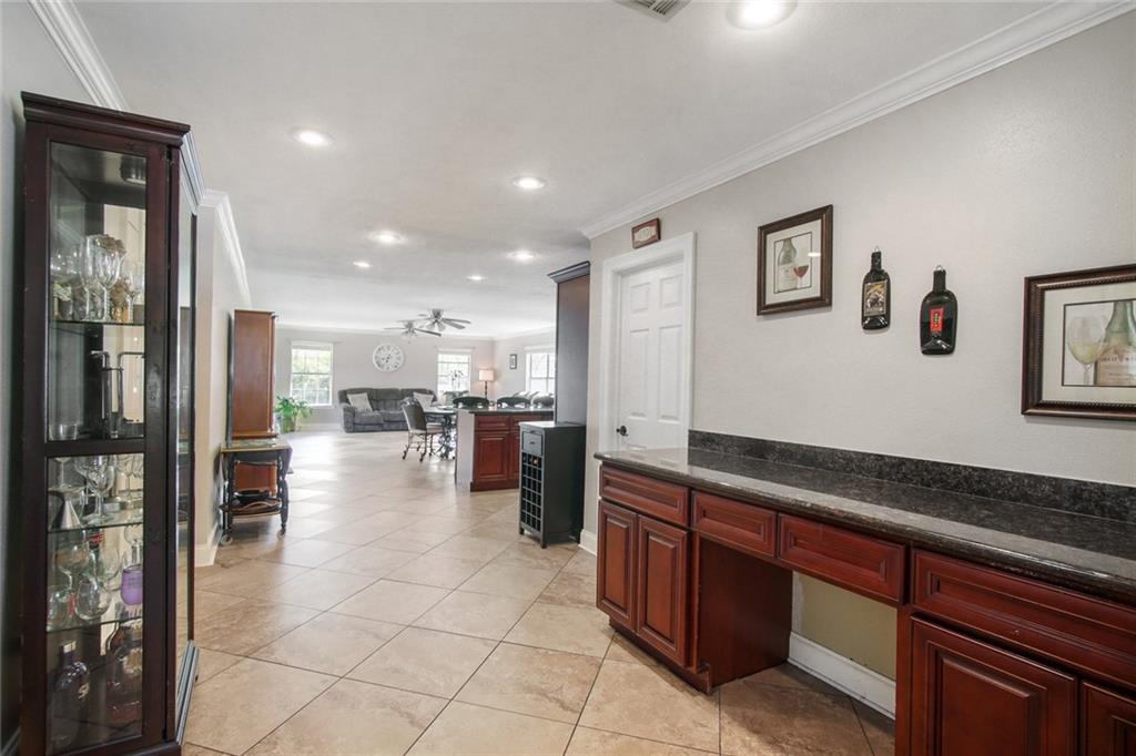 781 Deerfield Road Gretna, LA 70056 - Photo 5 of 15 Gallery Image 5